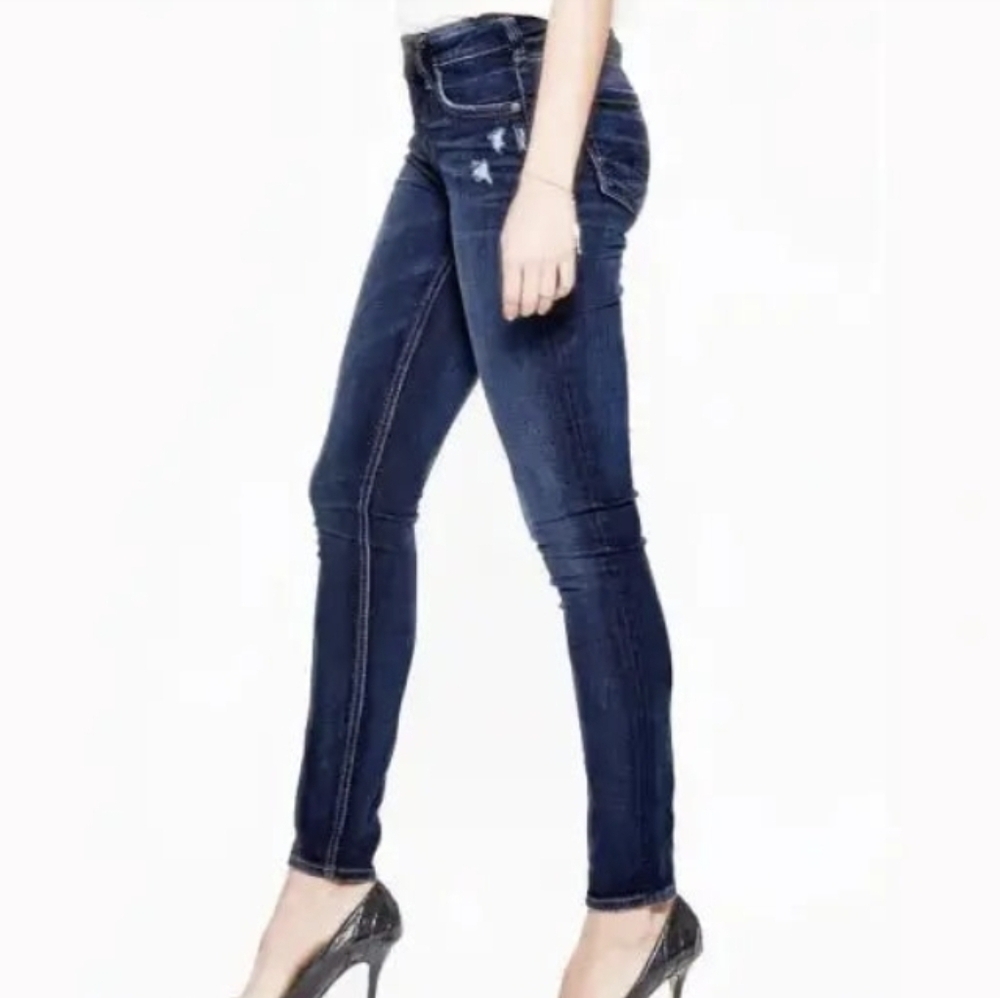 Silver Jeans Co. Dark Wash Distressed Elyse Skinny Jeans Size 28